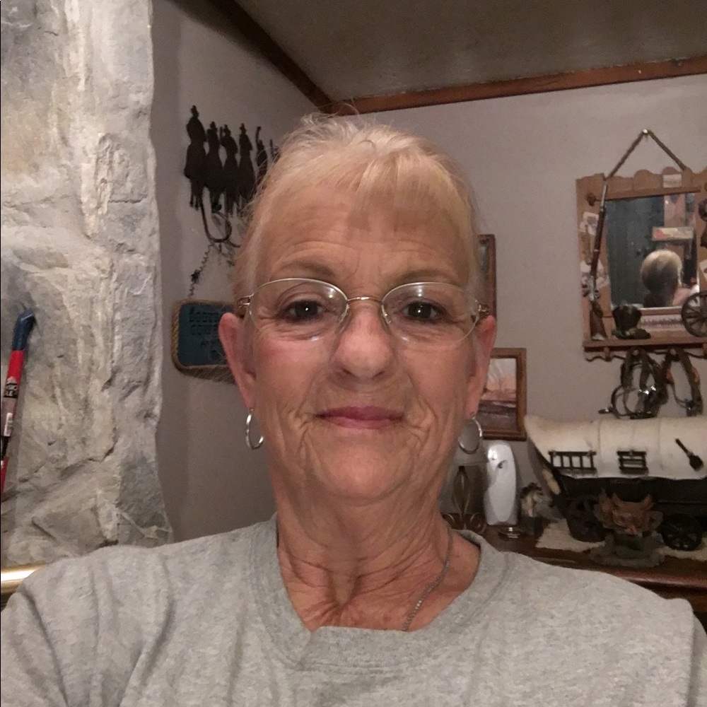 Meet your Posher, Leishia